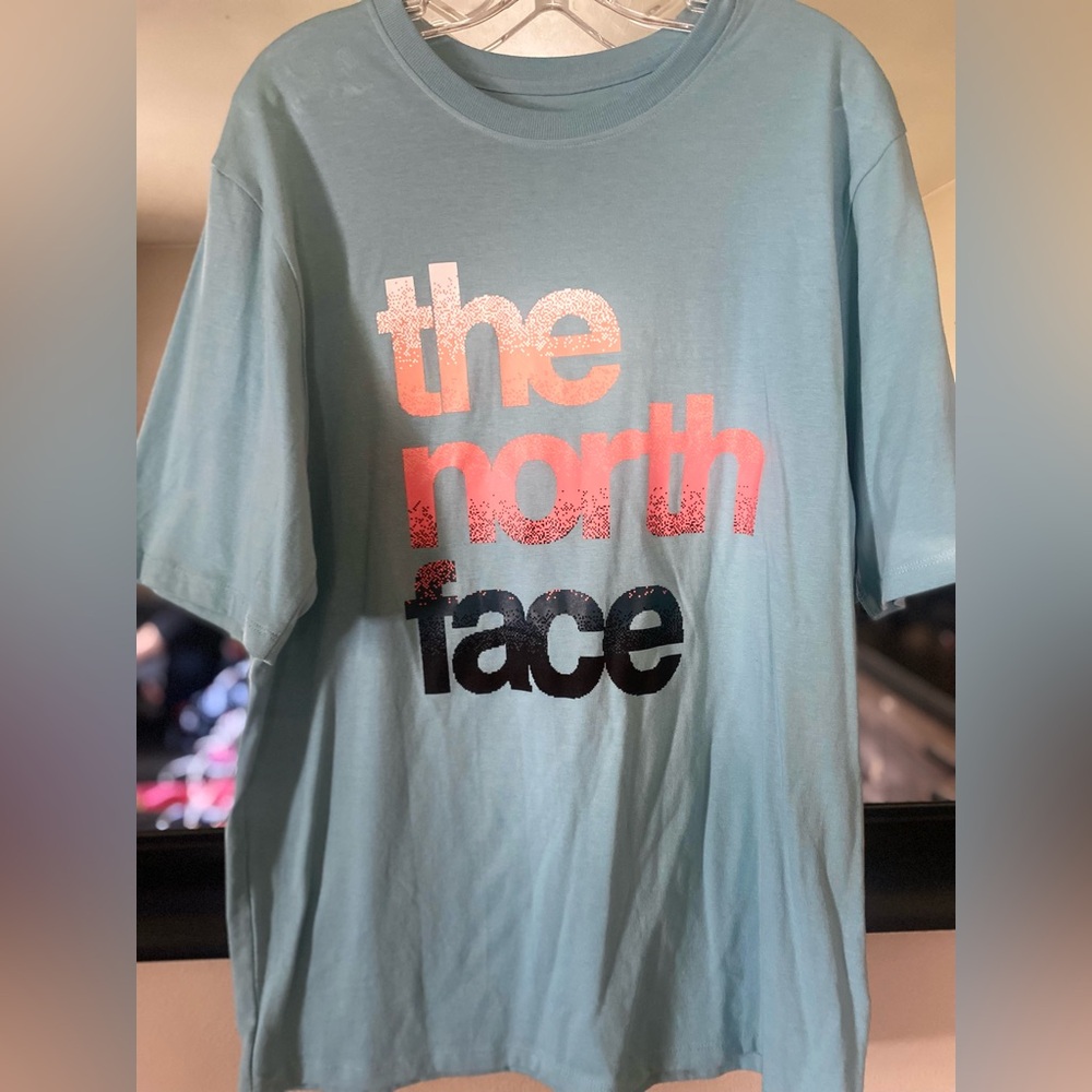 Men’s Northface Tee